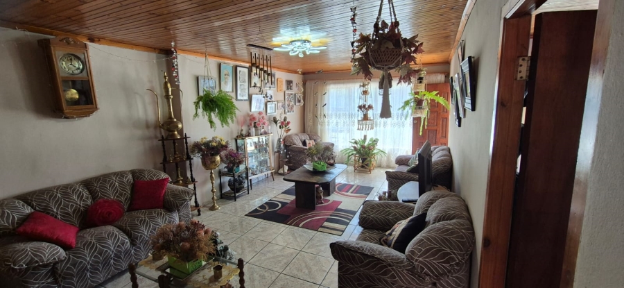 3 Bedroom Property for Sale in Gelvandale Eastern Cape